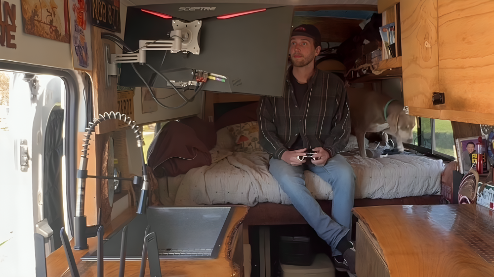 Vanlife Gaming: Conquer Lag with ConnecTen WiFi